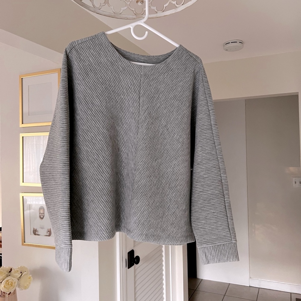 XL women pullover.